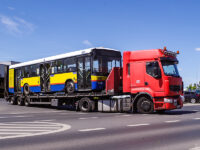 Mercedes #665 opuszcza zajezdnię
