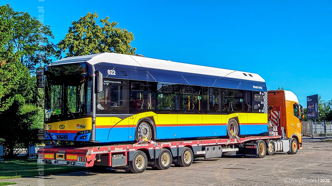 Solaris #822 w drodze do zajezdni