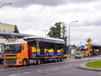 Solarisy #809 i #813 w drodze do zajezdni