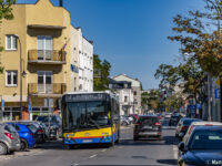 Autobus linii 4 na ul. Królewieckiej